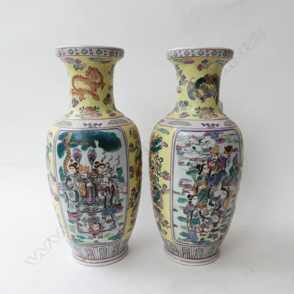 PR CHINESE FAMILLE JAUNE VASES H.380mm Image 1++