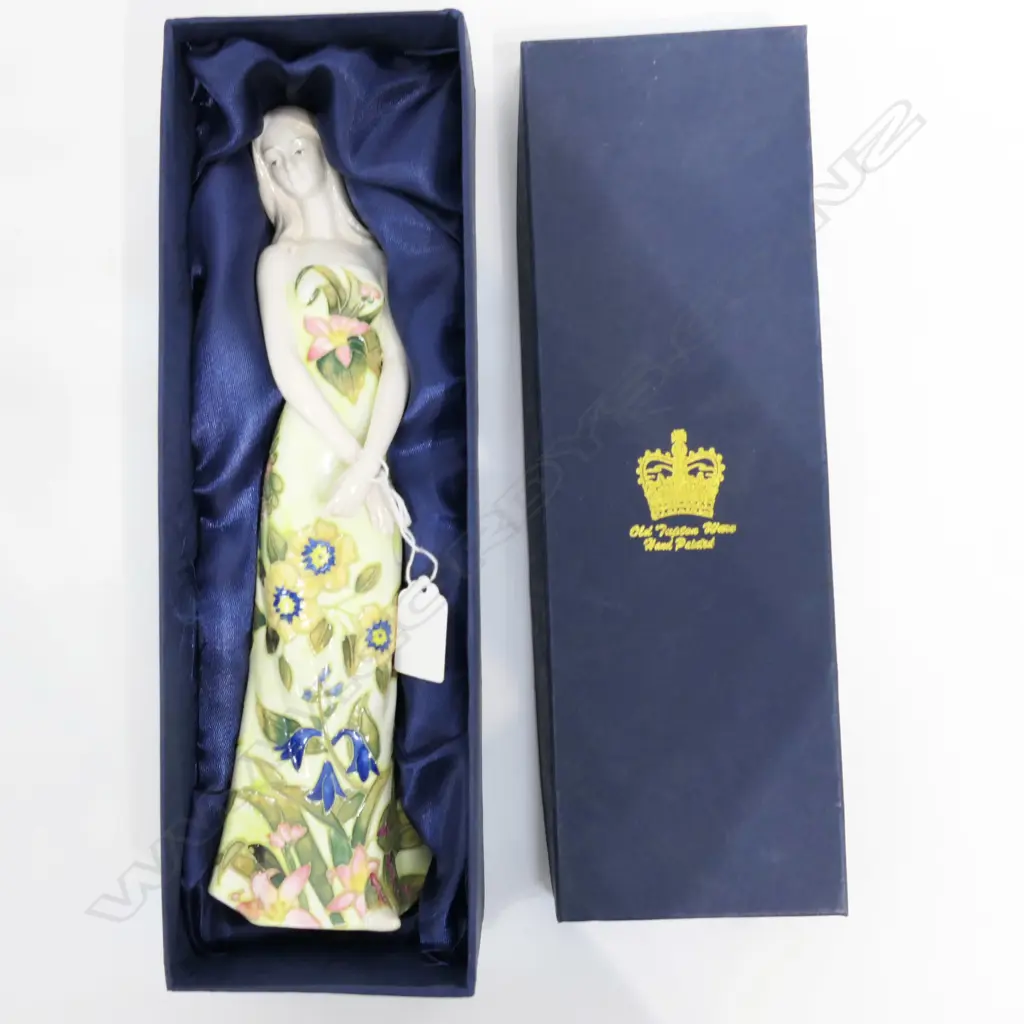 TUPTON WARE FIGURE H.300mm, BOXED Image 1++
