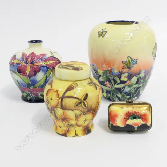 4 PCES OLD TUPTON WARE; 3 VASES H.140mm + CASE, 3 boxed
