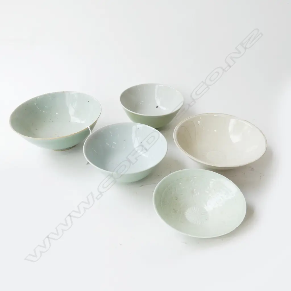 5 ORIENTAL PALE CELADON BOWLS, HAIRLINES 165mm dia Image 1++