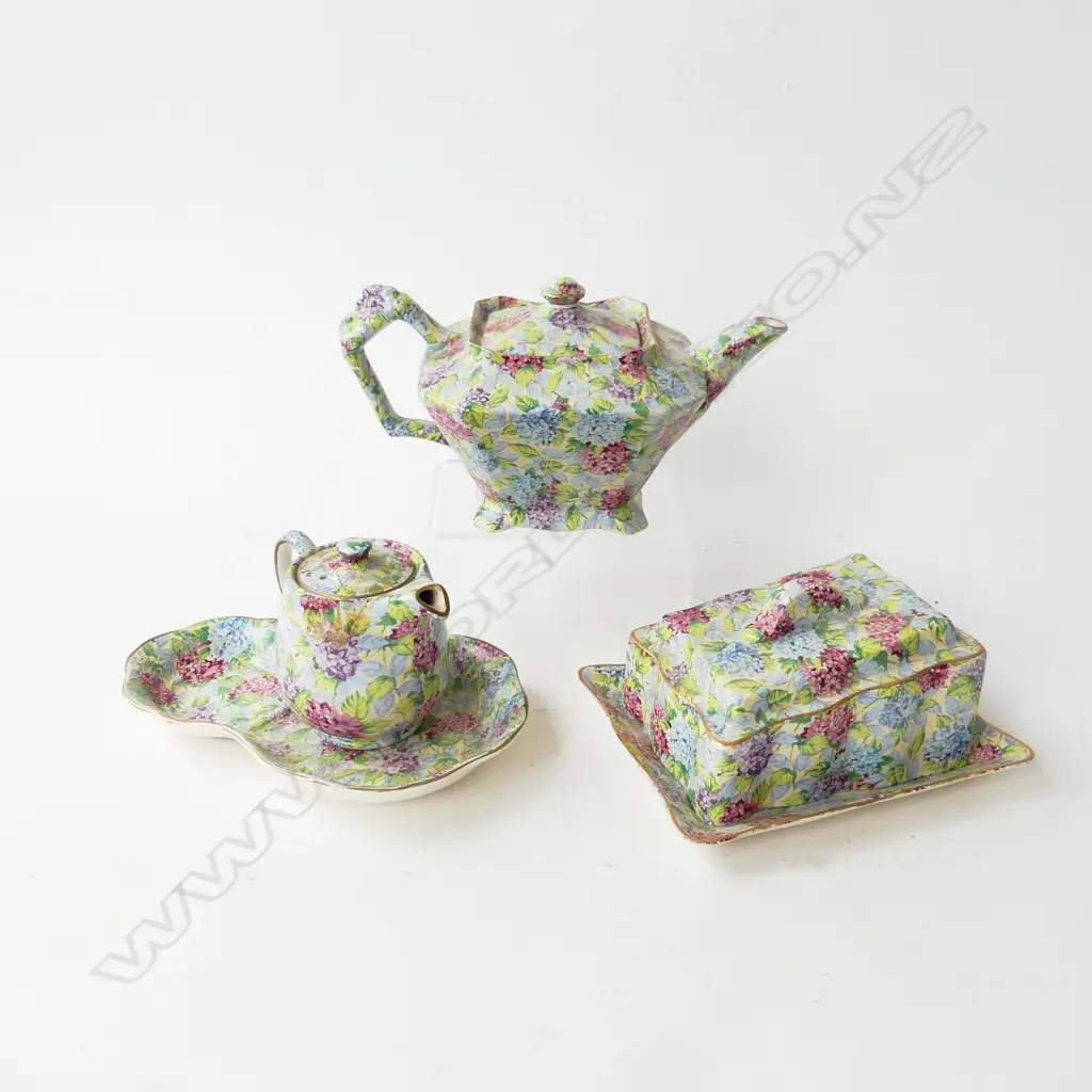 4 PCES OLD FOLEY HYDRANGEA CHINTZ CHINA; TEAPOT (REPRO), BUTTER DISH, JUG & PLATE Image 1++