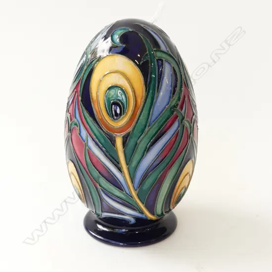 MOORCROFT 'EMERY DOWN' EGG, 2007 H.110mm