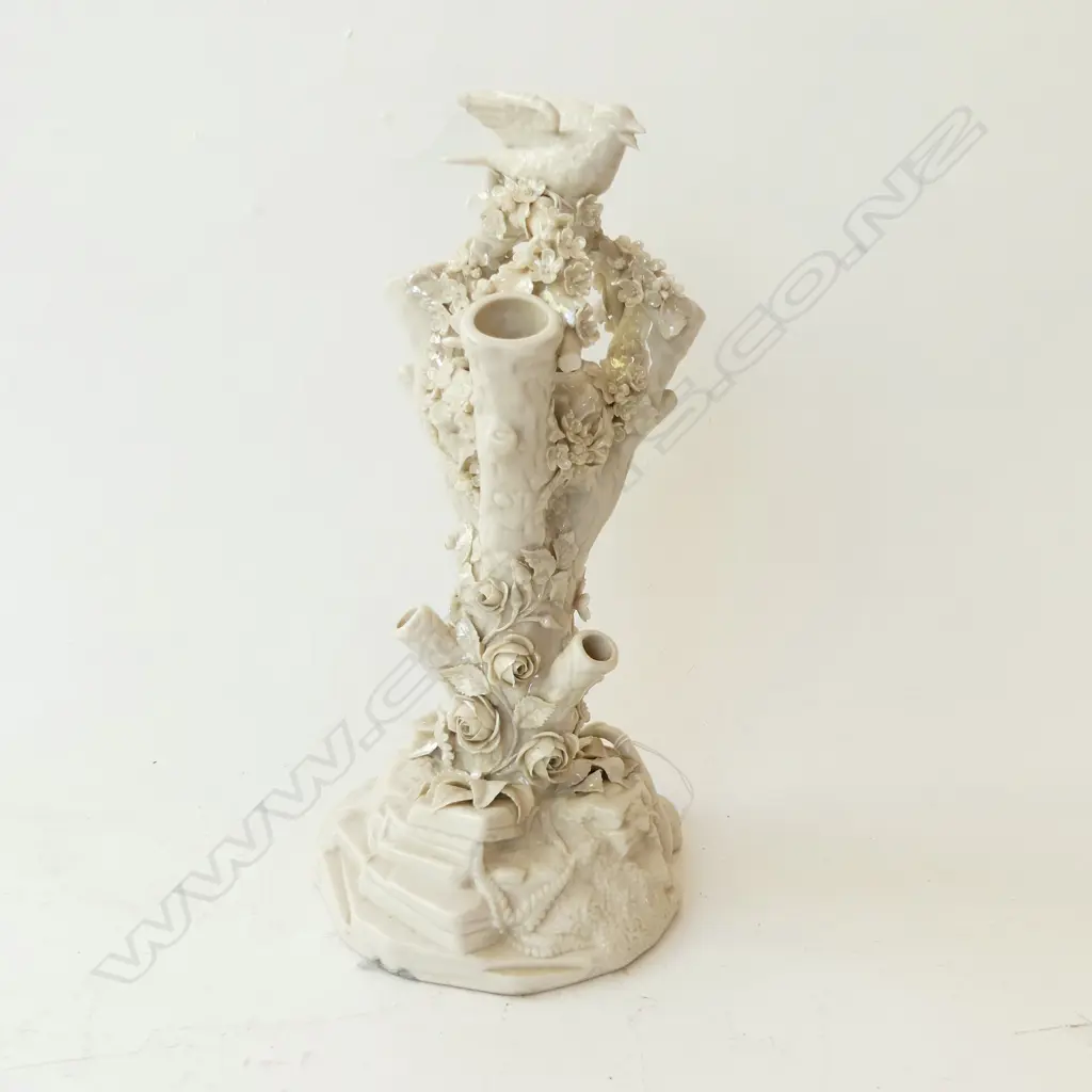 LG BELLEEK MULTI POSEY CENTRE PIECE VASE, faults H.330mm black mark Image 1++