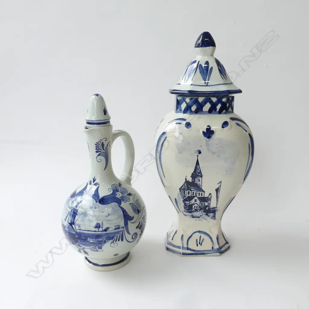 DELFT LIDDED VASE H.320mm & JUG Image 1++