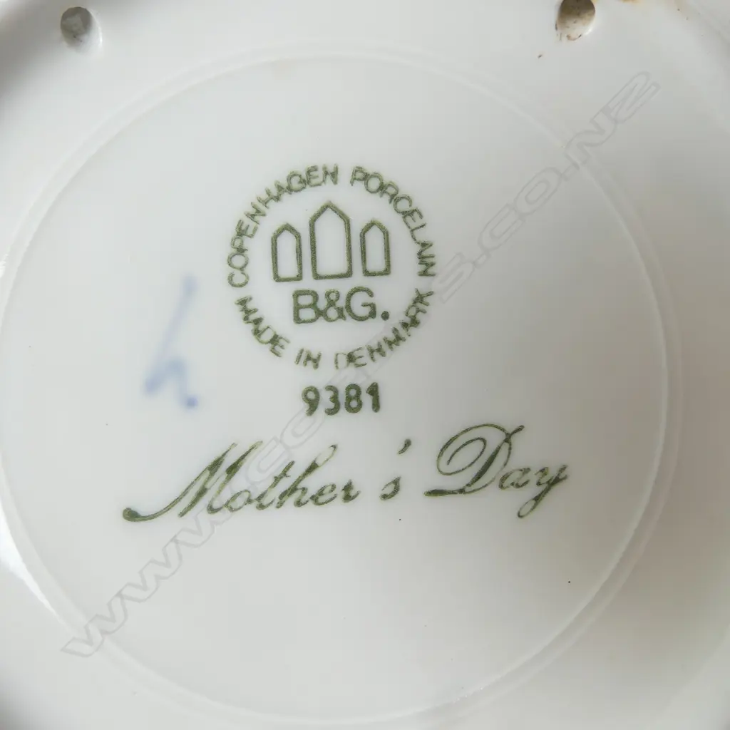 13 PLATES, 11 COPENHAGEN 230mm dia Image 1++