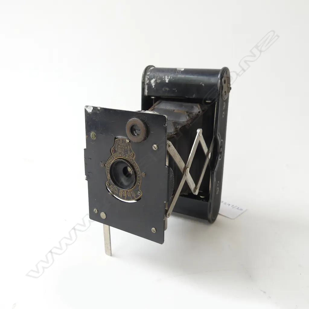 1913 VINTAGE VEST POCKET AUTOGHAPHIC KODAK CAMERA L120MM Image 1++
