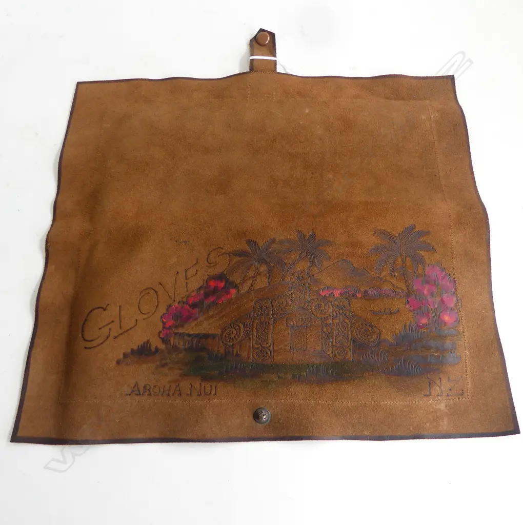 NZ RETRO; POKER WORKED SUEDE GLOVE BAG w MAORI SCENE & SCRIPT 'AROHANUI NZ' Image 1++