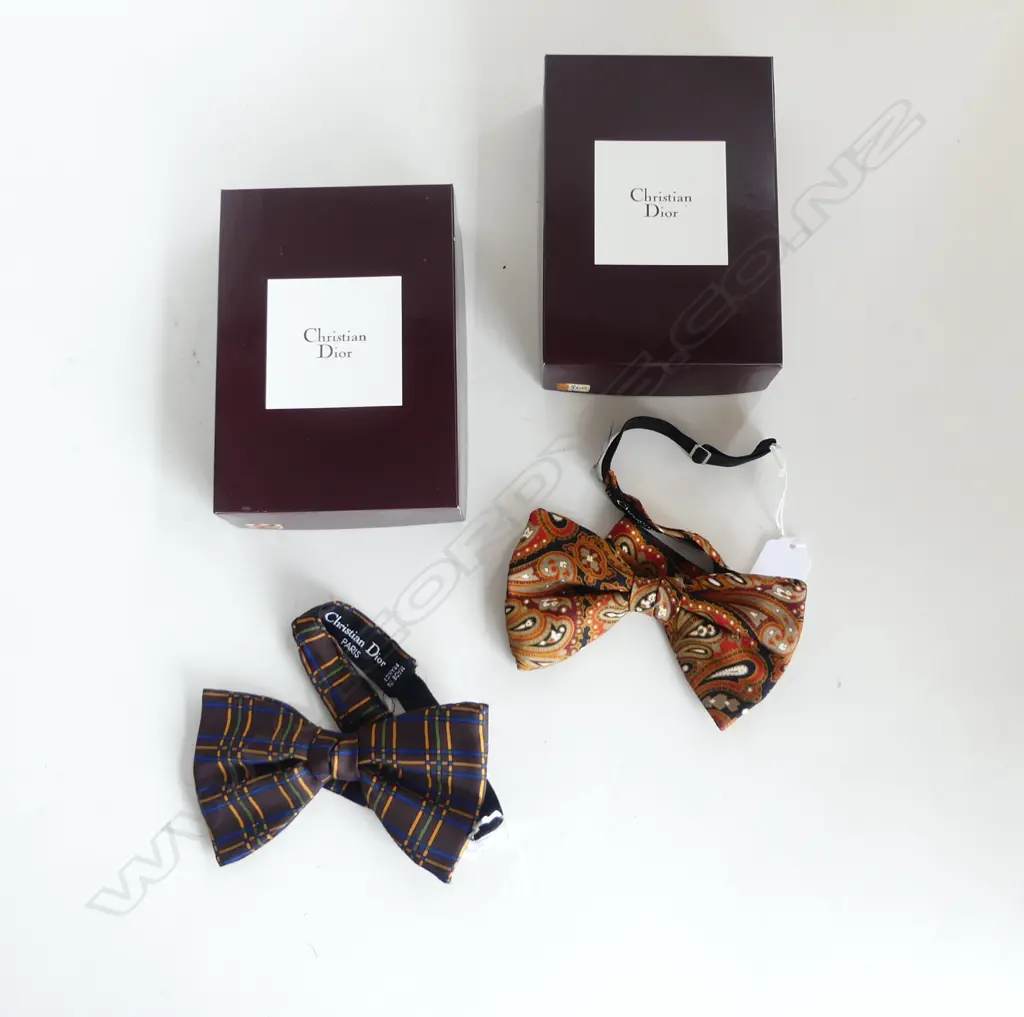 2 VINTAGE CHRISTIAN DIOR SILK BOW TIES IN ORIGINAL BOXES  Image 1++