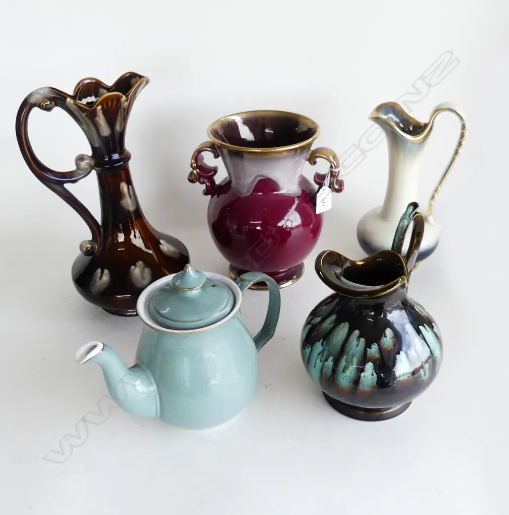 3 RETRO JUGS H.290mm, VASE (AF) & DENBY TEAPOT Image 1++