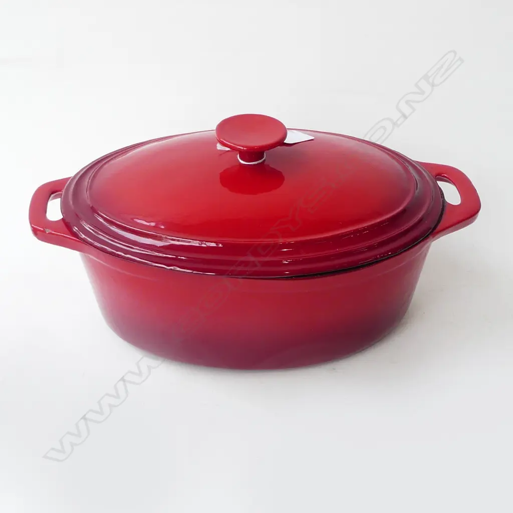 RED CAST IRON FRENCH CASSEROLE 36CM LONG 11 CM HIGH  Image 1++