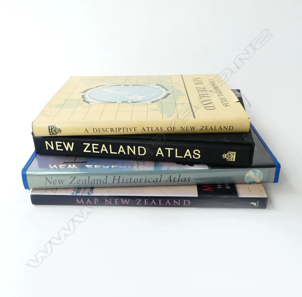 4 NZ ATLASES Image 1++