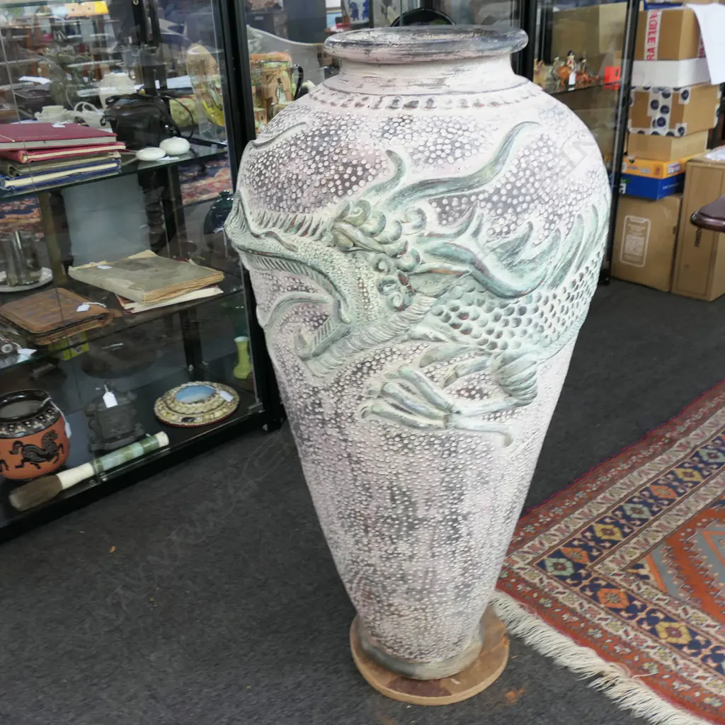 LG GARDEN POT w. DRAGON DESIGN H.1050mm Image 1++