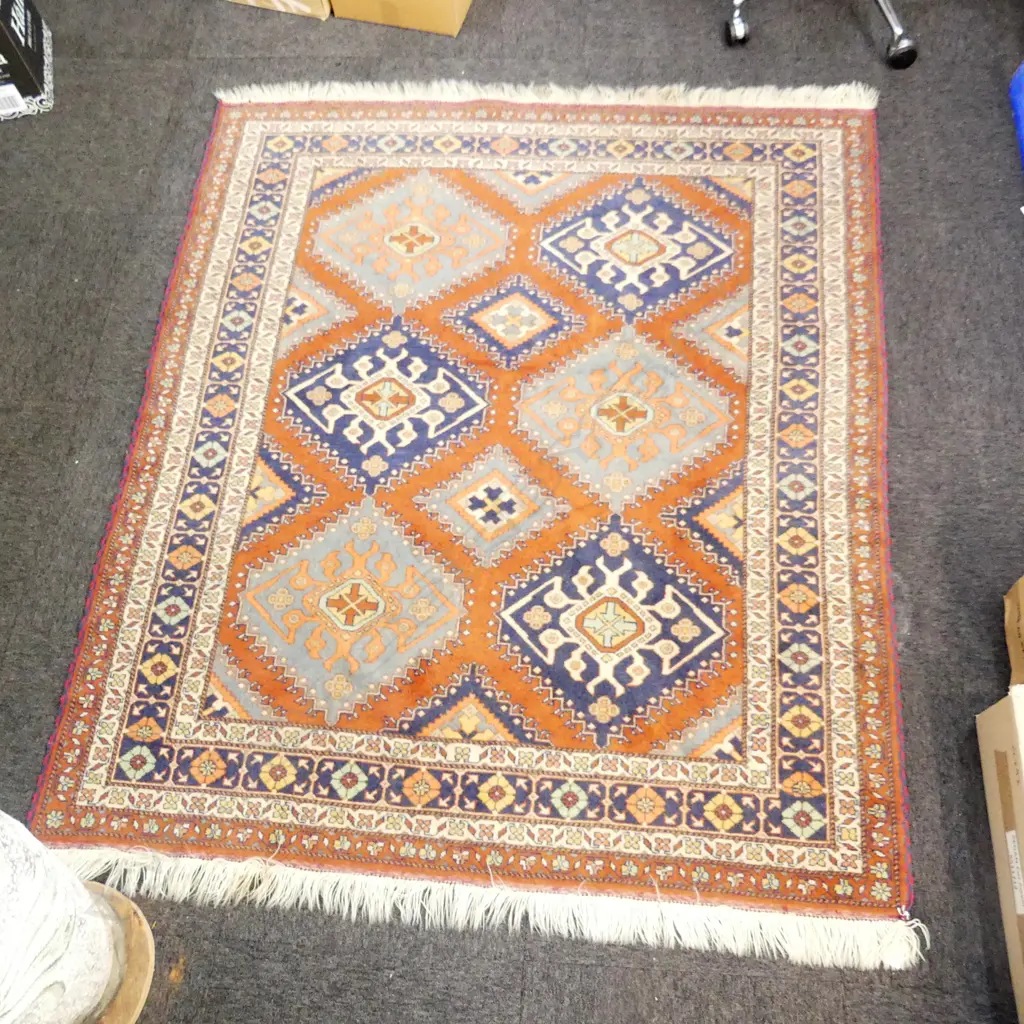 HAND KNOTTED ALL WOOL RUG 1760x1560mm Image 1++
