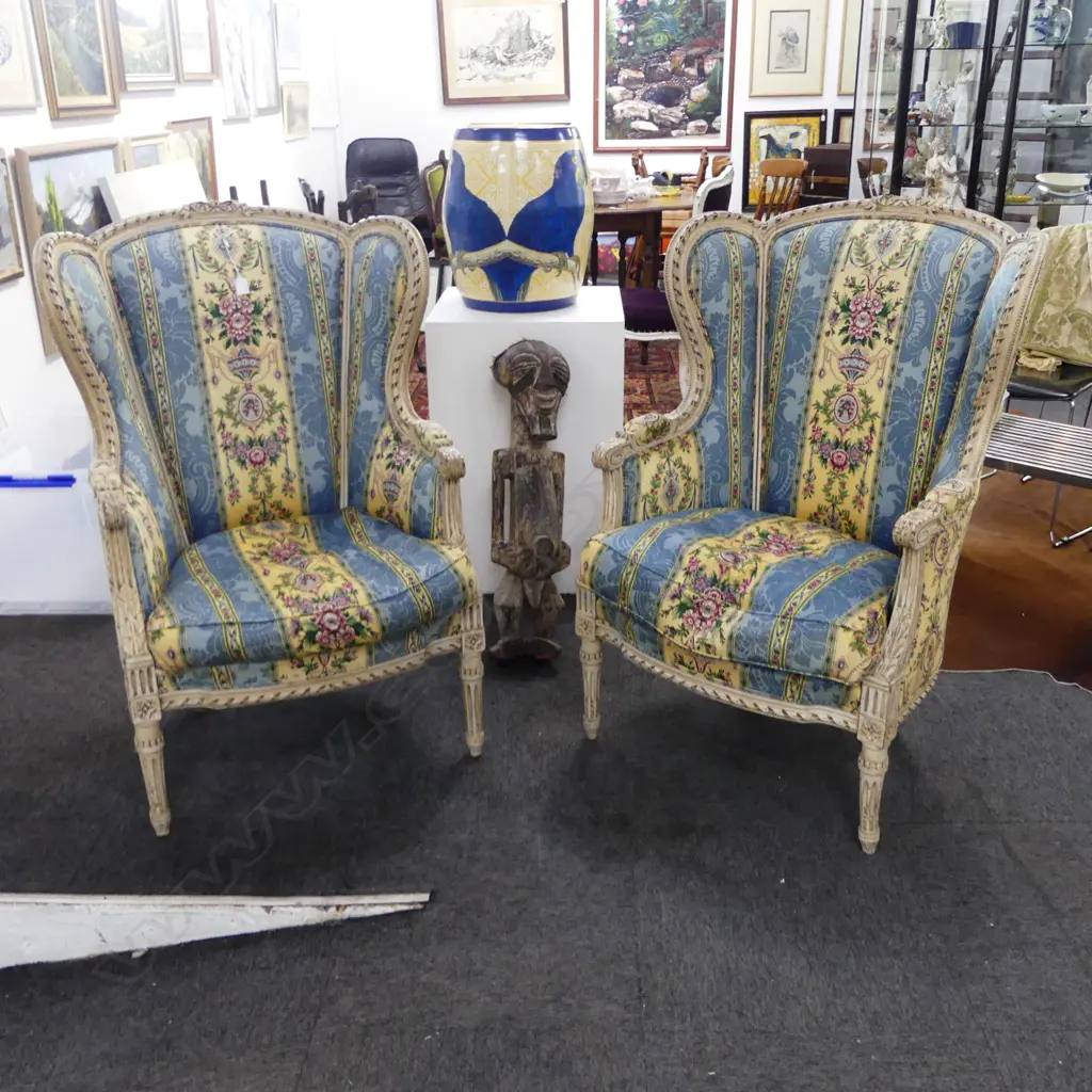 PR FRENCH STYLE ARMCHAIRS IN STRIPED UPHOLSTERY Image 1++