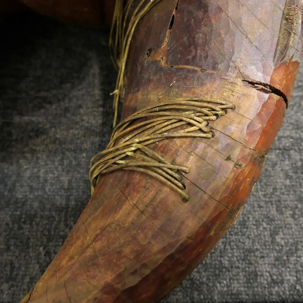 LG HEAVY OLD WOOD MAORI CARVED LIZARD FIGURE w FLUTE, KAURI GUM INCLUSIONS, 400 x 500 x 760mm Image 1++
