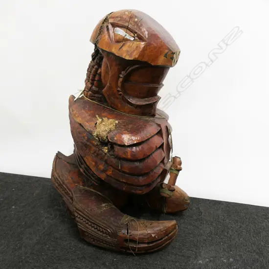 LG HEAVY OLD WOOD MAORI CARVED LIZARD FIGURE w FLUTE, KAURI GUM INCLUSIONS, 400 x 500 x 760mm