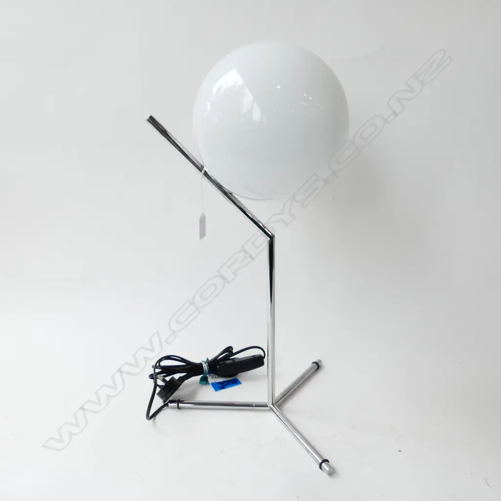 CONTEMPORARY TABLE LAMP H.530mm Image 1++