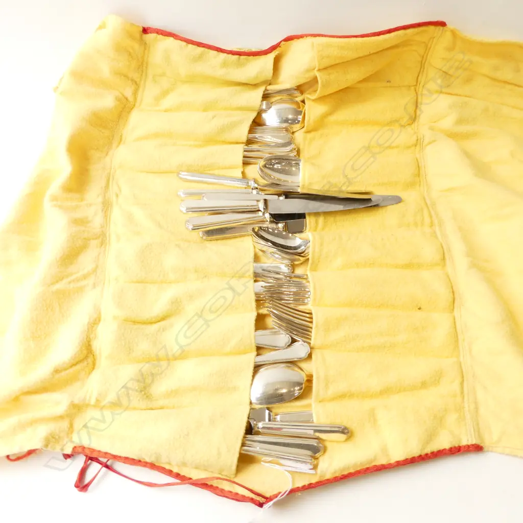 LG WALKER & HALL SILVER PLATE CUTLERY SET, ST JAMES PATTERN Image 1++