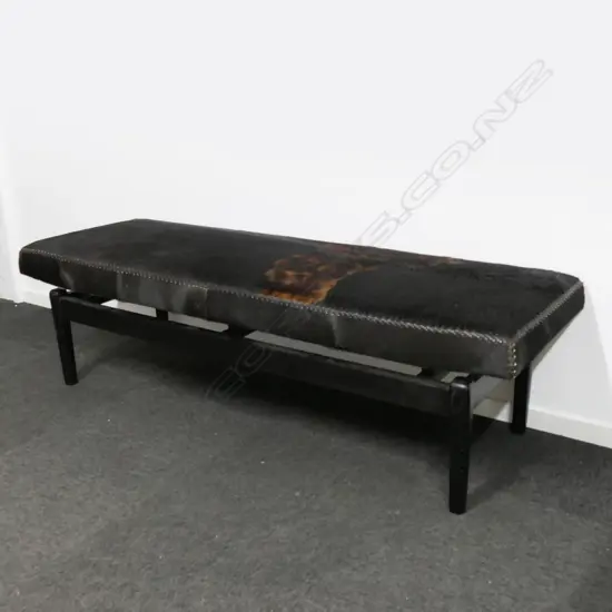 COW HIDE OTTOMAN 1600x500x450mm