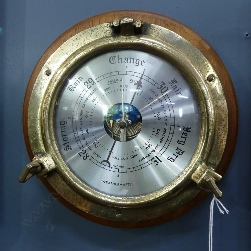 WALL BAROMETER & CLOCK 240mm dia Image 1++