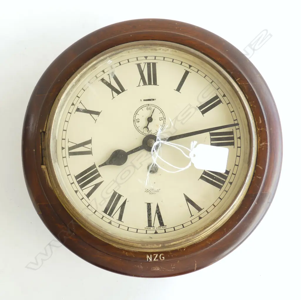 OLD NZ GOVERNMENT STATION CLOCK, Dia 270mm Image 1++