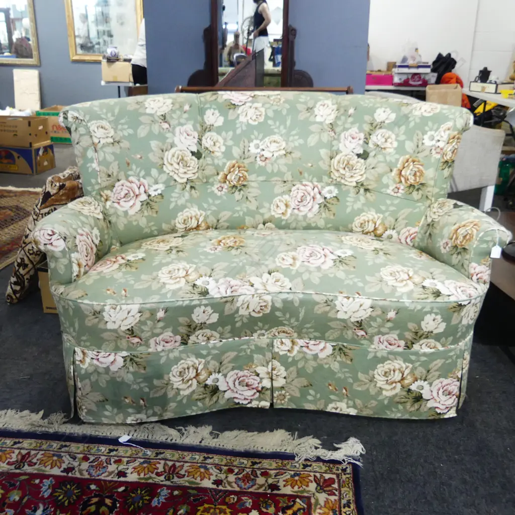 VINTAGE SOFA IN FLORAL LINEN 1350x700x880mm Image 1++