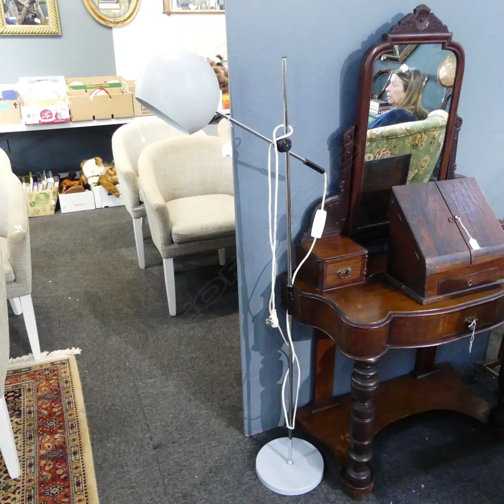 RETRO EYEBALL FLOOR LAMP (WORKING) Image 1++