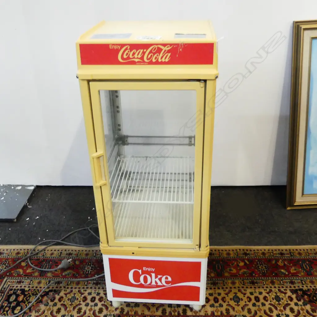 COCA COLA MINI FRIDGE 350x350x945mm Image 1++