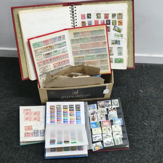 COLLECTION STAMPS INCLDS NZ, AUSTRALIA & WORLD STAMPS - BUTAN/MIDDLE EAS/EUROPEAN