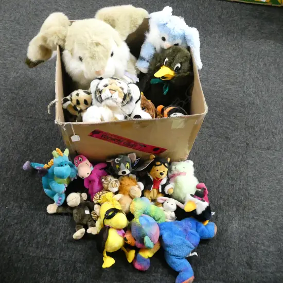 COLLECTION OF 20 AS NEW SOFT TOYS