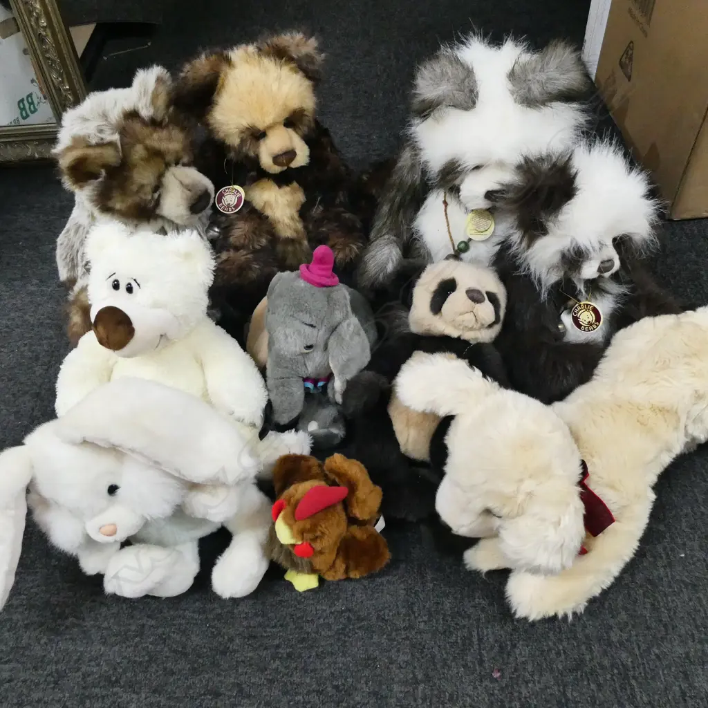 AS NEW  ASSORTED SOFT TOY Image 1++