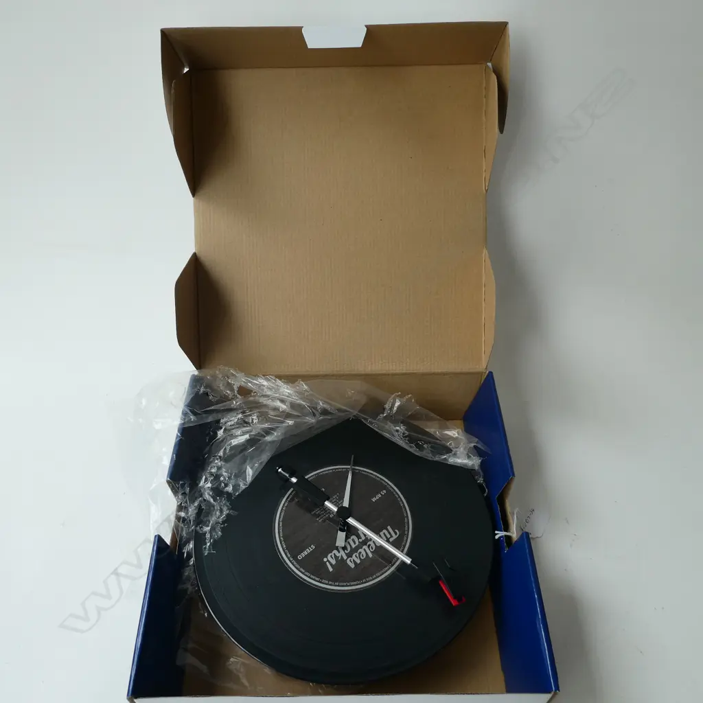 KARLSSON SPINNING RECORD CLOCK, BOXED Image 1++