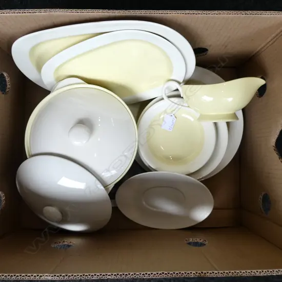 SPODE 'MEADOW GLORY' PART DINNER SERVICE