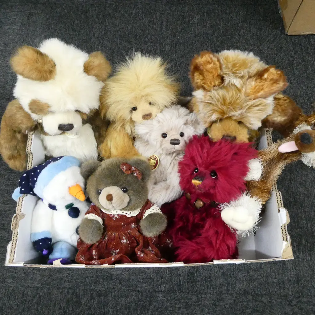 AS NEW CHARLIE SOFT TOY BEARS & OTHERS Image 1++