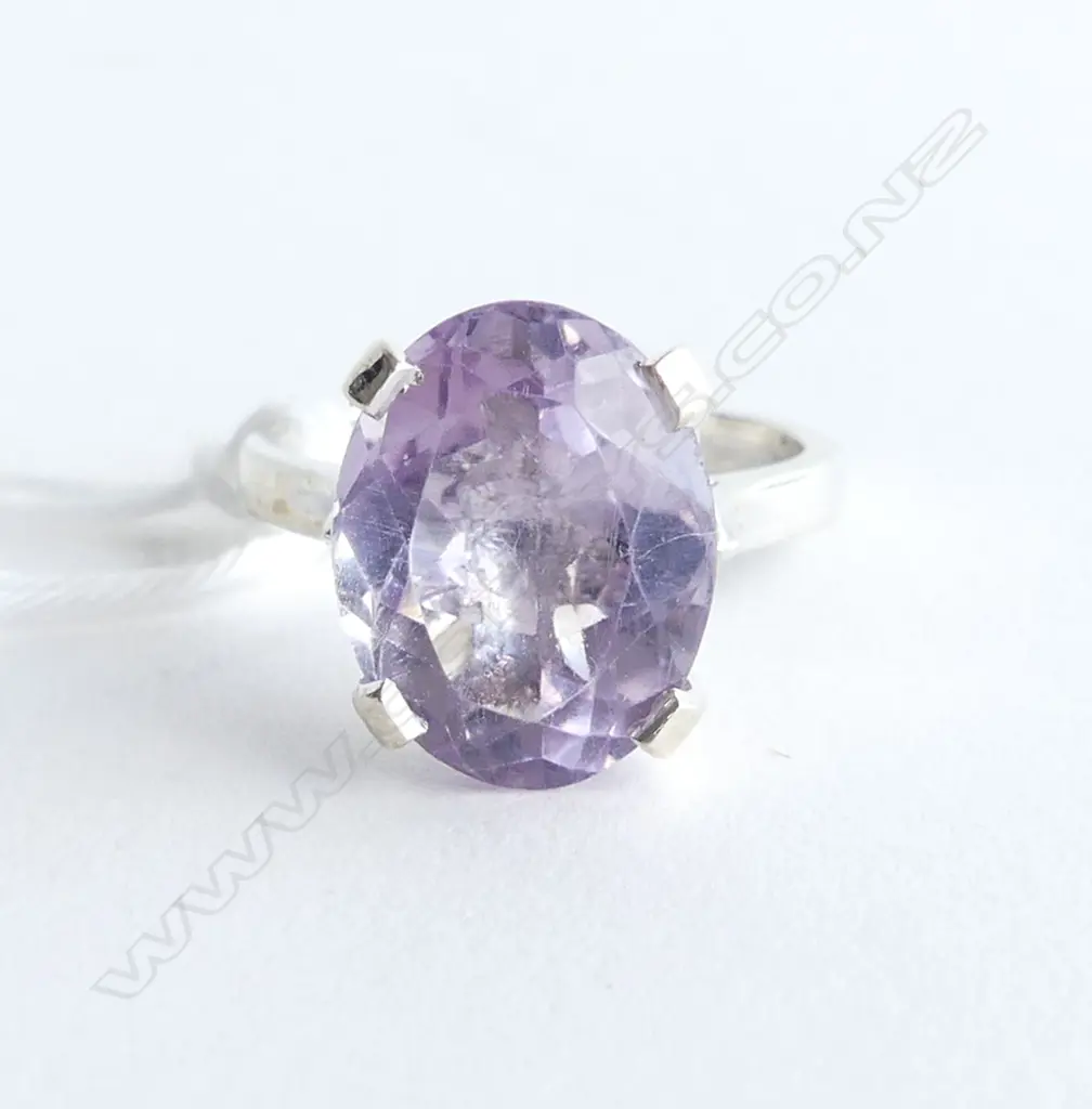 STG SILVER AMETHYST RING, 4.4gms SIZE N Image 1++