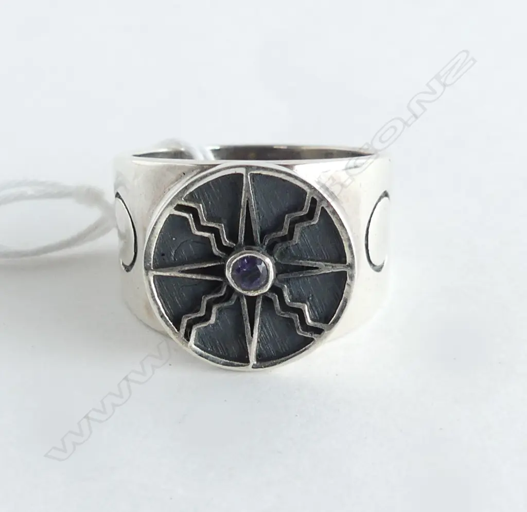 SILVER AMETHYST SUN WORSHIP RING (NEW) SIZE S to T Image 1++