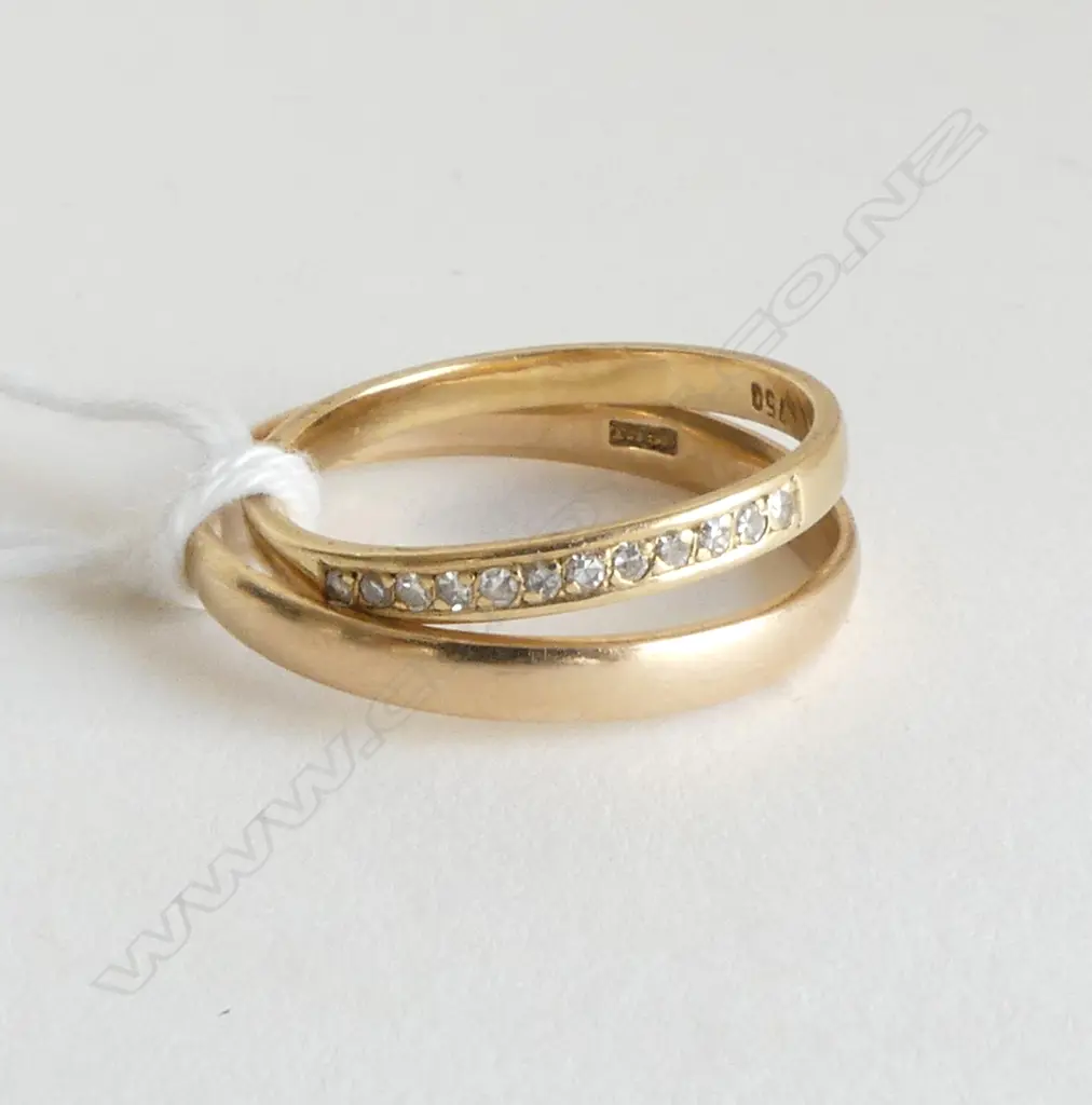 2 18CT RINGS, 1 with DIAMONDS size N & Q 4.0gms Image 1++