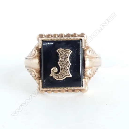 9CT & BLACK ONYX 'J' SIGNET RING, 6.1gms size Z