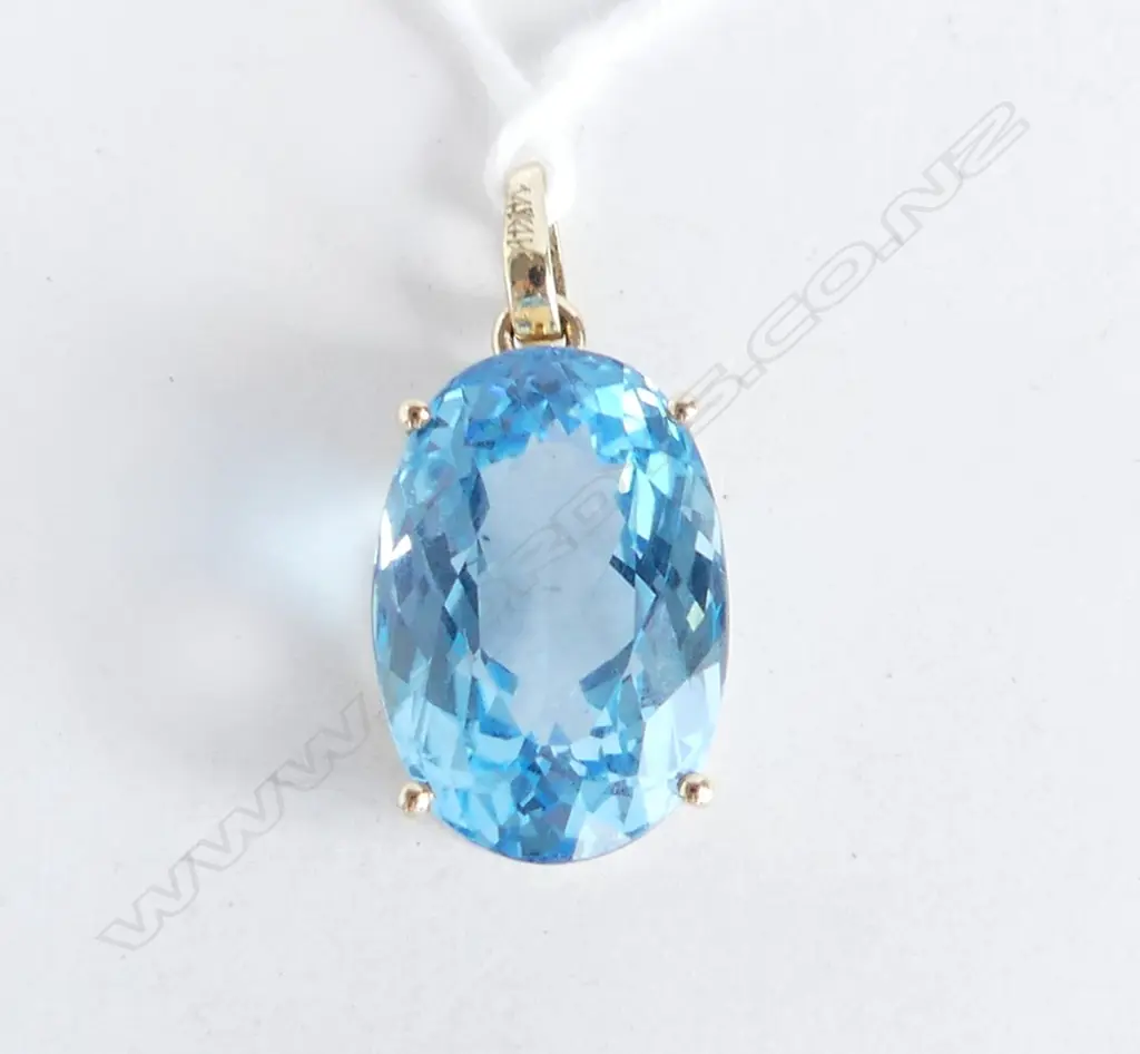 **RTV**  14ct GOLD & BLUE TOPAZ PENDANT, OVAL CUT IN BRIDGE SETTING (NEW) Image 1++
