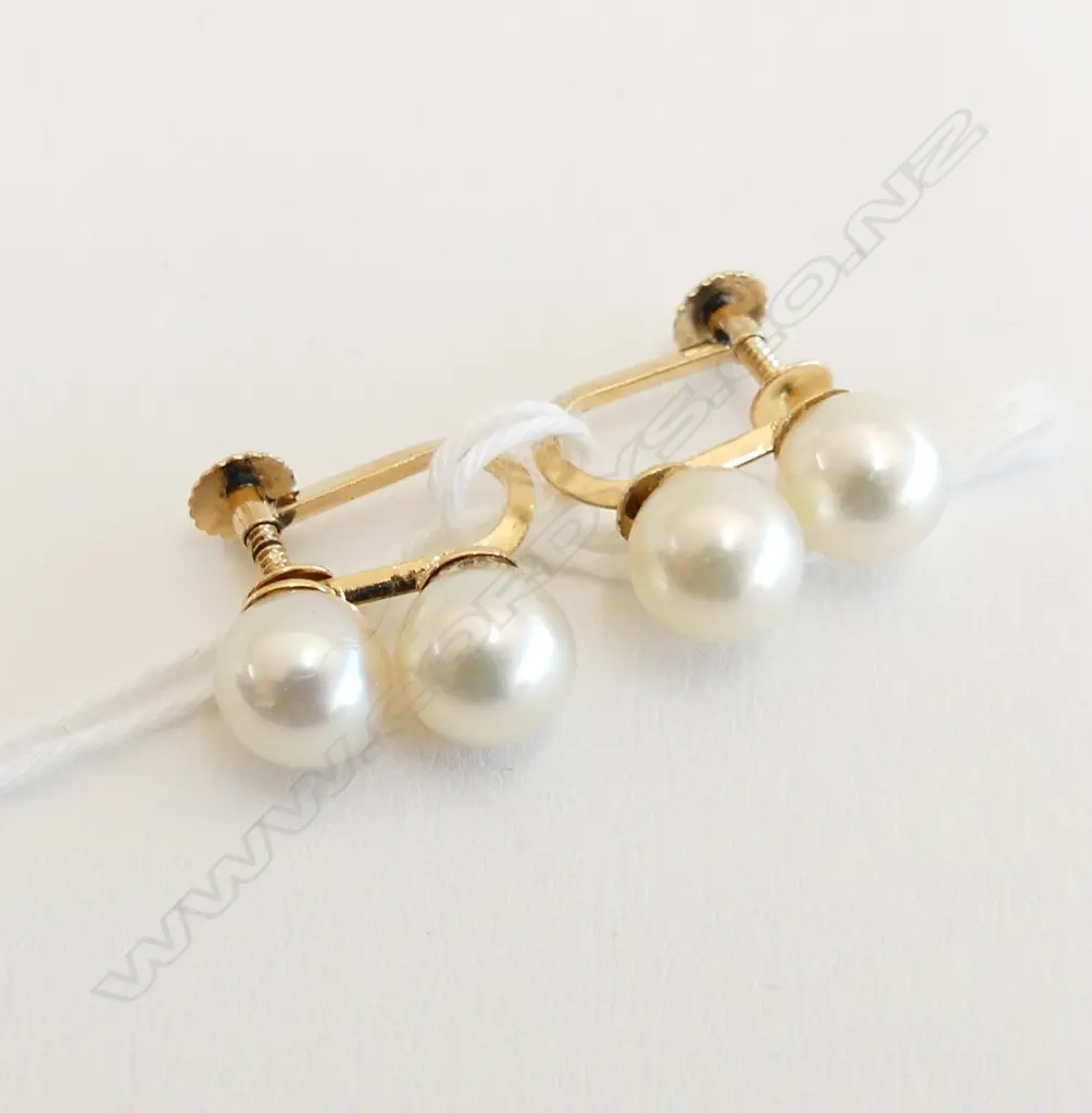 PR 18ct YELLOW GOLD & DOUBLE CULTURED PEARL EARRINGS screw fittings 3.2gms Image 1++