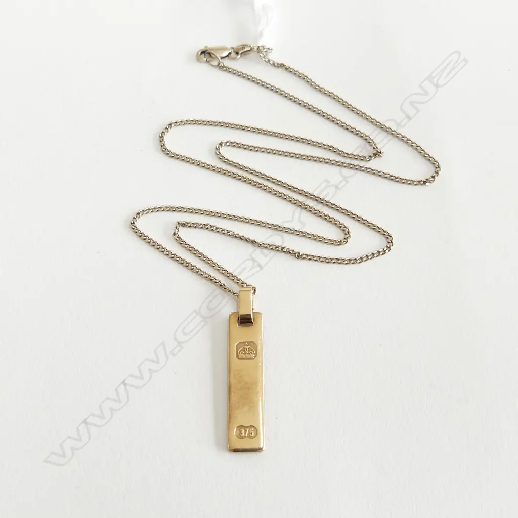 9CT PENDANT 2.8gms ON STG CHAIN 2.3gms Image 1++