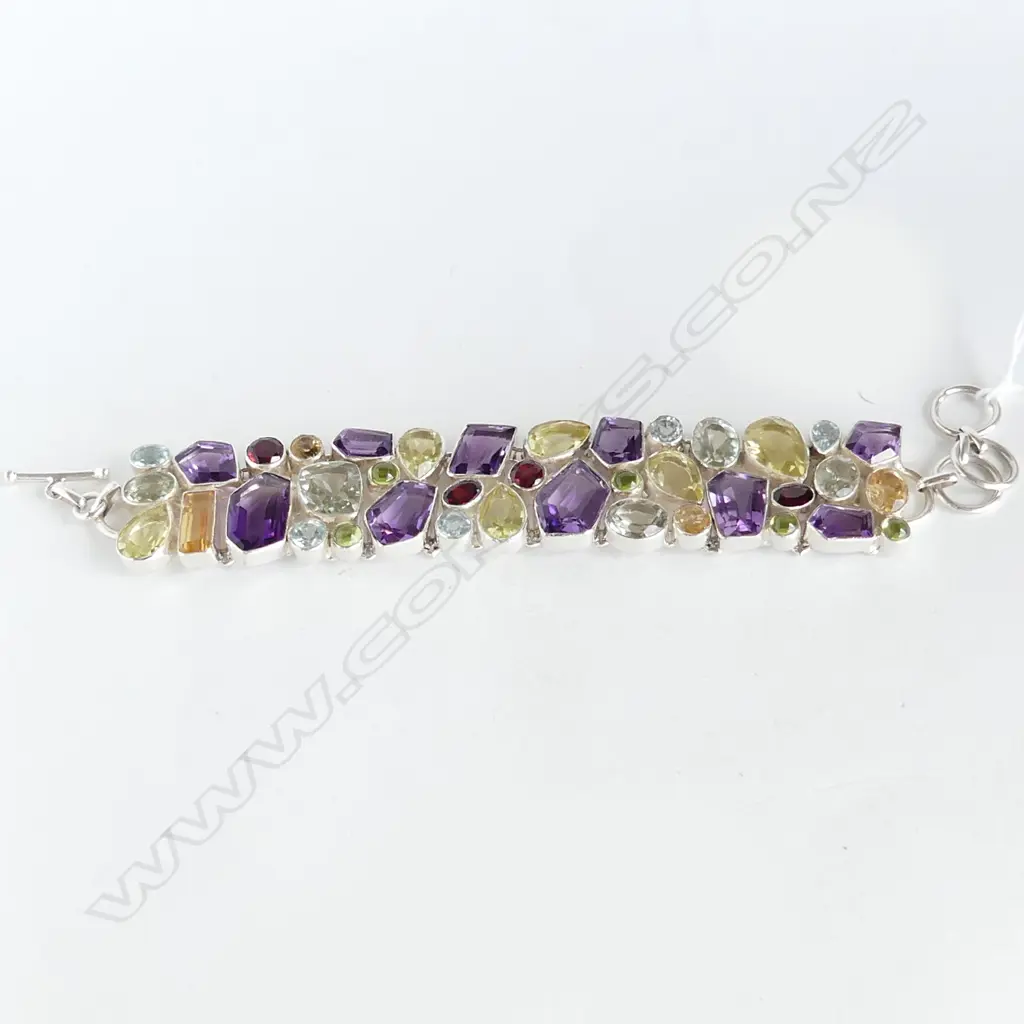 WEIGHTY SILVER & SEMI-PRECIOUS GEMSTONE BRACELET (NEW) Image 1++