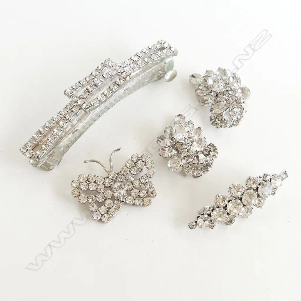 SET VINTAGE RHINESTONE JEWELLERY 4 PCS Image 1++
