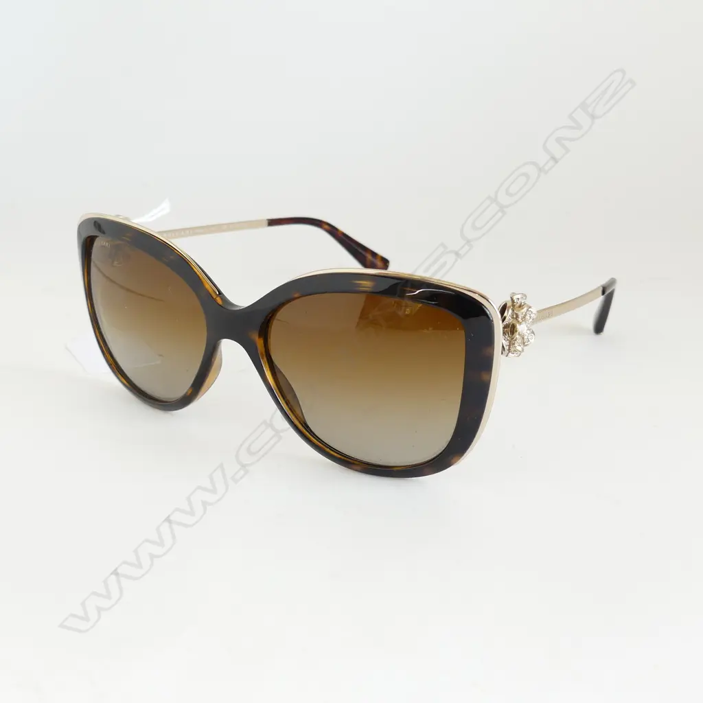 PR BVLGARI SUNGLASSES, CASED Image 1++