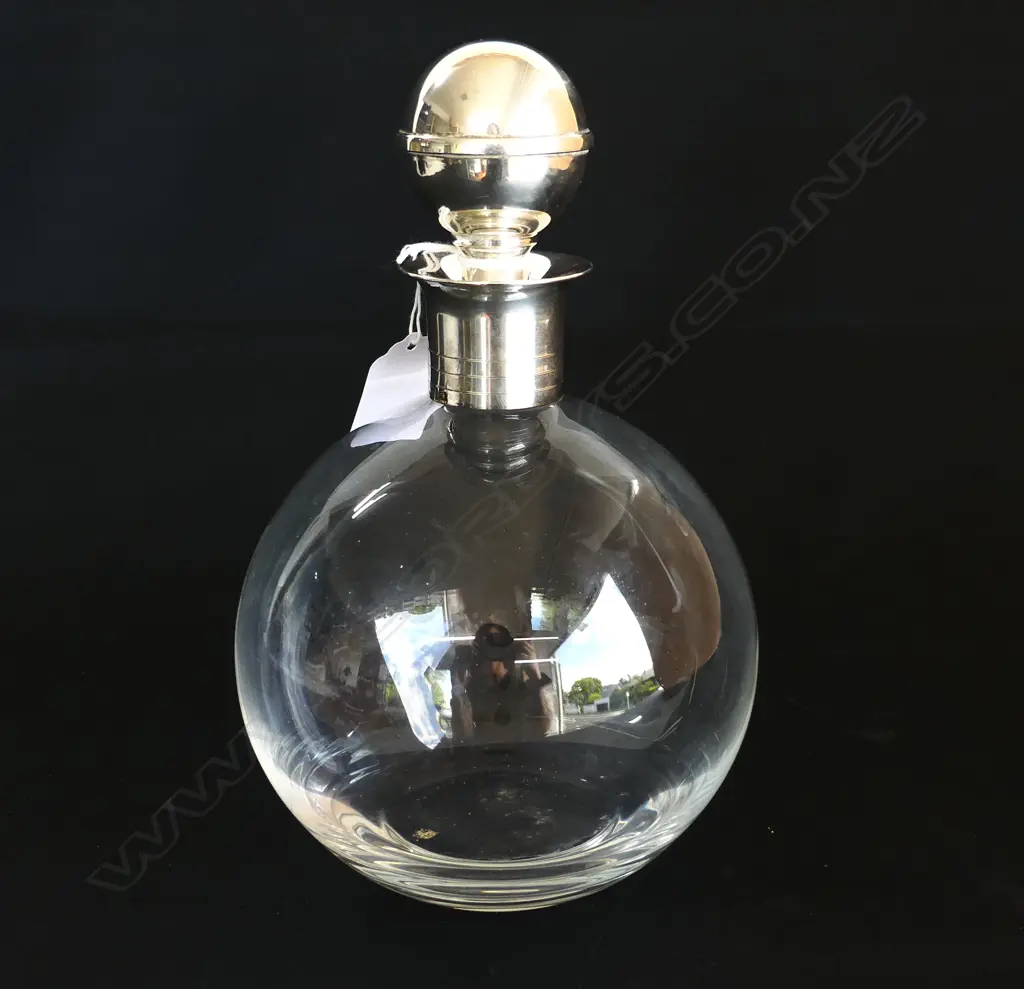 CARLO MASINI (working 1946-1971) SILVER & GLASS DECANTER w stopper. H.220mm. Silver collar w hallmarks Image 1++