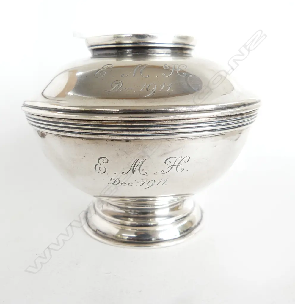 S/SILVER LIDDED CHALICE CUP 238GMS Image 1++