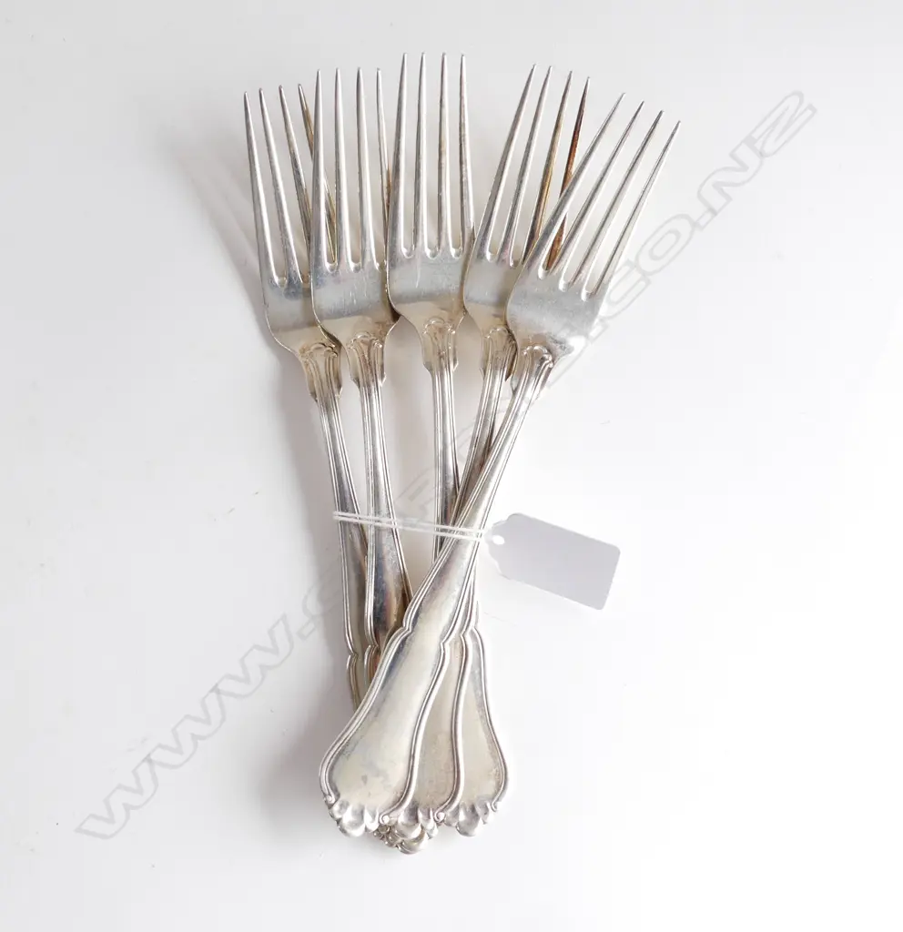 5 DANISH SILVER  DINNER FORKS  300GMS Image 1++