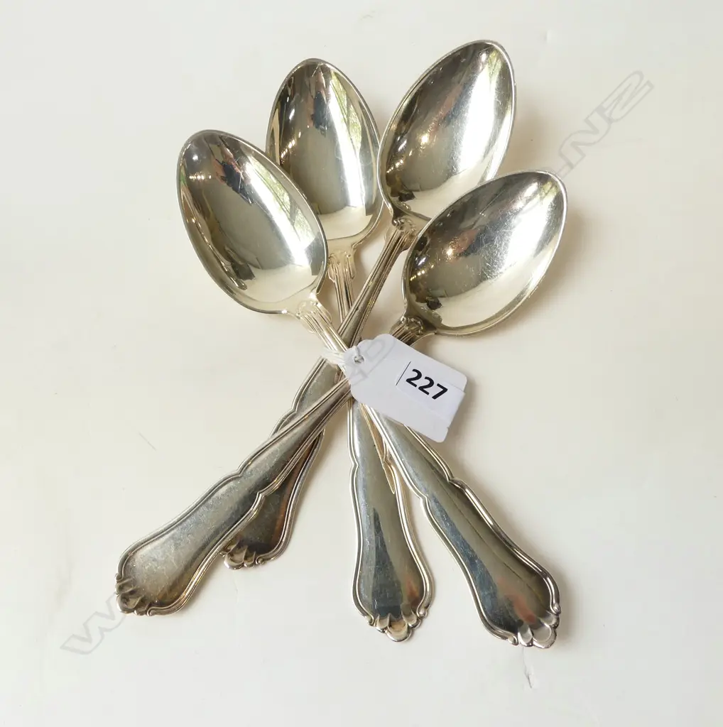 4 DANISH SILVER DESSERT SPOONS 163GMS Image 1++