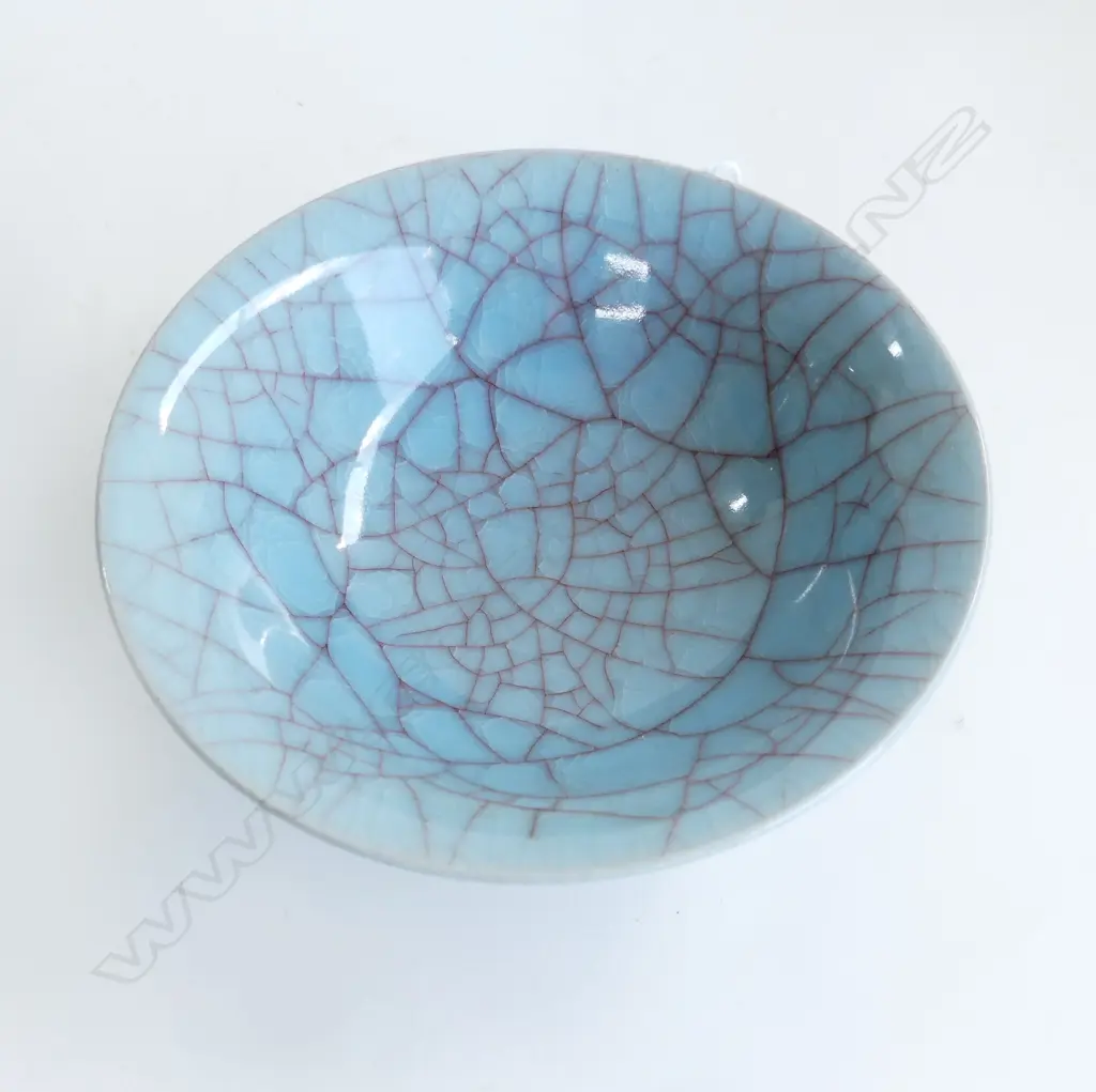 CHINESE BLUE CRACKLE GLAZE BOWL 155mm dia Image 1++