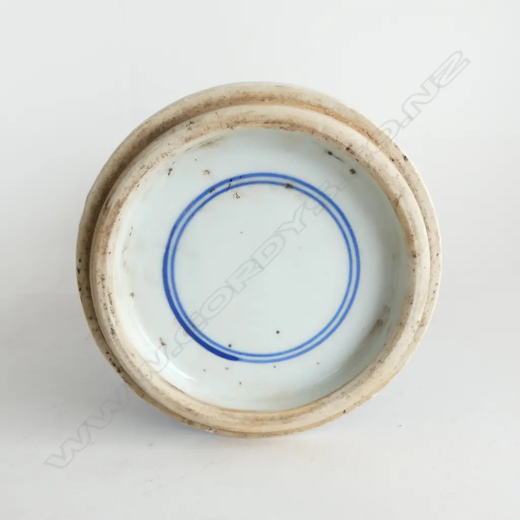 Blue and White Porcelain Flower Gu originally of the Ming and Qing Dynasties Image 1++
